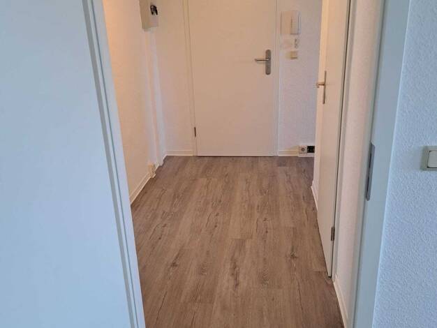 Wohnung zur Miete 450 € 3 Zimmer 71 m² 2. Geschoss frei ab 01.10.2026 Caspar-Neumann-Straße 10 a Wasungen 98634
