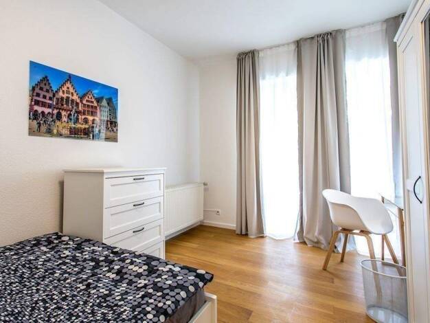 WG-Zimmer zur Miete Wohnen auf Zeit 450 € 10 m² EG frei ab 30.09.2025 Homburger Hohl 00 Bonames Frankfurt am Main 60437