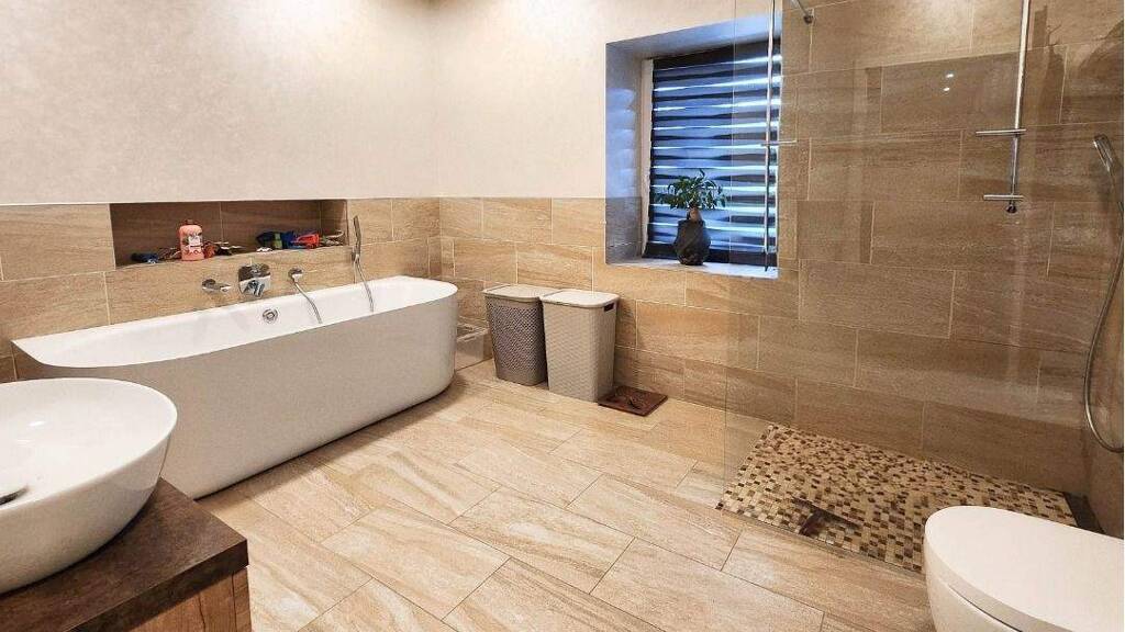 Mehrfamilienhaus zum Kauf als Kapitalanlage geeignet 340.000 € 10 Zimmer 245 m² Damflos 54413