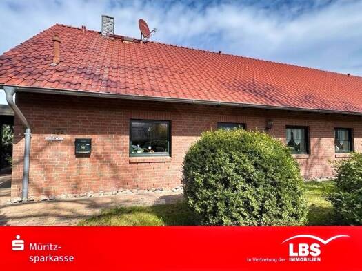 Doppelhaushälfte zum Kauf provisionsfrei 295.000 € 4 Zimmer 98,8 m² 887 m² Grundstück Sparow Nossentiner Hütte 17214