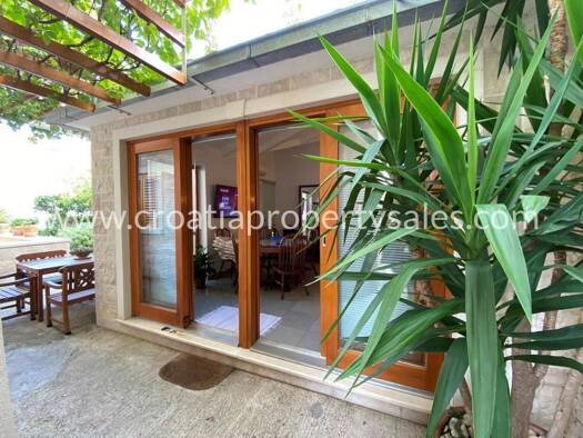 Wohnung zum Kauf 330.000 € 2 Zimmer 62 m² Supetar 21400