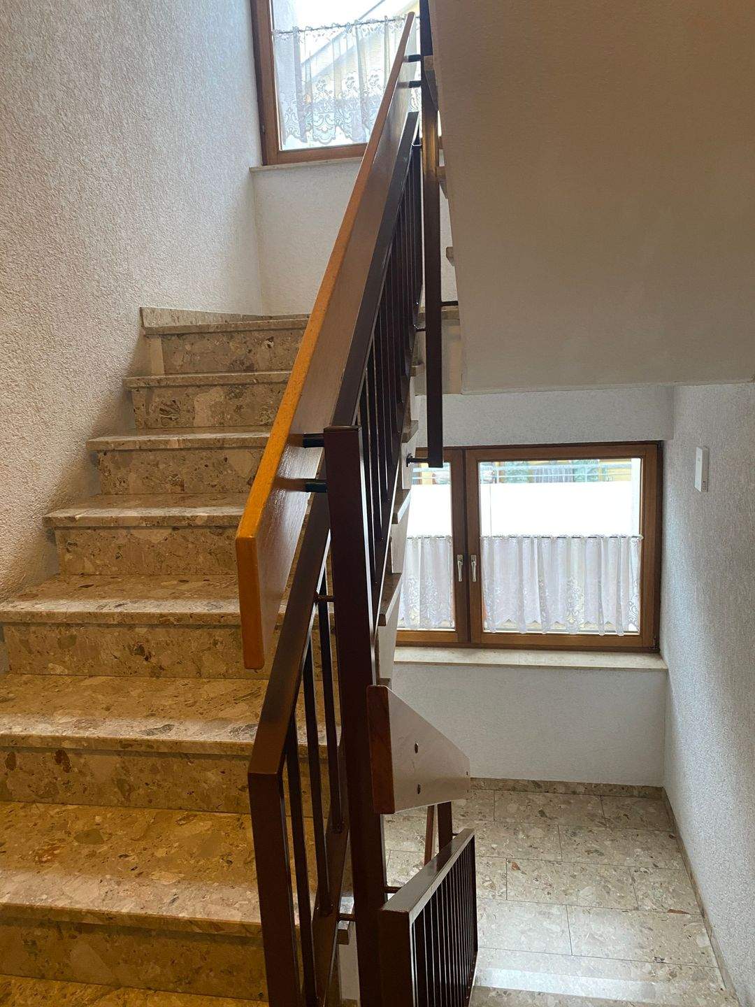 Immobilie in Oberderdingen - Charmante 3‑Zimmer‑Wohnung mit großem Balkon und Einzelgarage – ideal für Kapitalanleger oder Eigennutzer - Bild 2