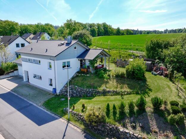 Einfamilienhaus zum Kauf 550.000 € 5 Zimmer 141 m² 513 m² Grundstück Altenhof Weitramsdorf / Altenhof 96479