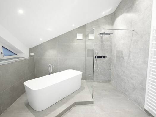 Penthouse zum Kauf - Erstbezug provisionsfrei 1.450.000 € 4,5 Zimmer 198 m² 3. Geschoss Waldkirch Waldkirch 79183