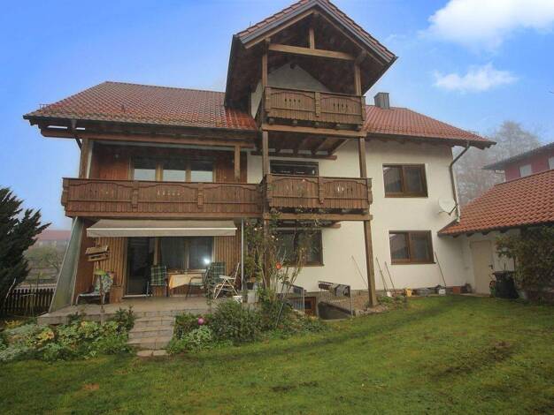 Mehrfamilienhaus zum Kauf 540.000 € 7 Zimmer 184 m² 872 m² Grundstück Deggendorf Deggendorf 94469