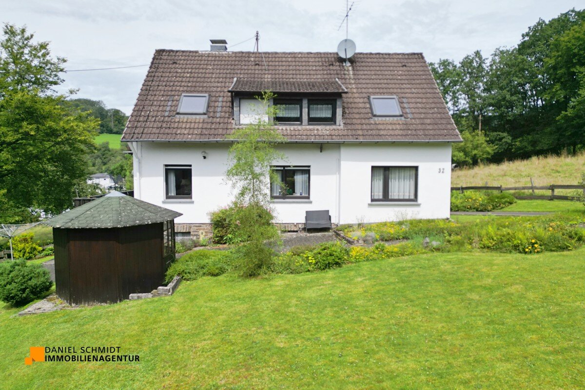 Einfamilienhaus zum Kauf 309.000 € 6 Zimmer 125,5 m²<br/>Wohnfläche 1.761 m²<br/>Grundstück Hülsenbusch Gummersbach / Hülsenbusch 51647