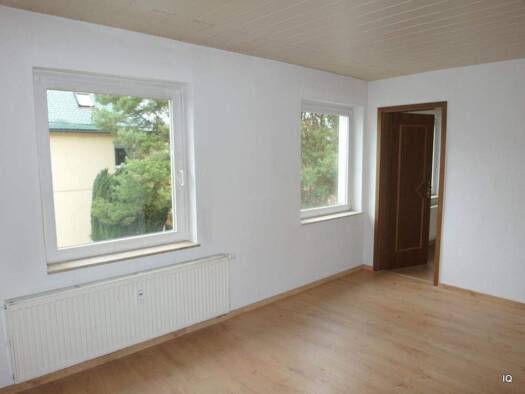 Wohnung zur Miete 244 € 2 Zimmer 40 m² 1. Geschoss Neusiedlerstraße 14 Röderau-Bobersen Zeithain 01619