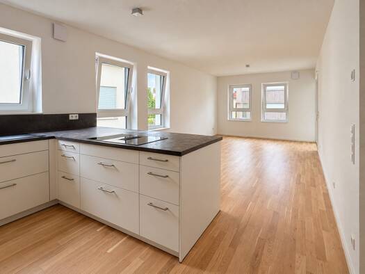 Wohnung zur Miete 1.325 € 3 Zimmer 86 m² 2. Geschoss Unterweissach Weissach im Tal 71554