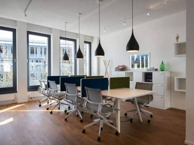 Bürofläche zur Miete provisionsfrei 47 m² Bürofläche teilbar ab 7 m² Mergenthaler Allee 15-21 Eschborn 65760