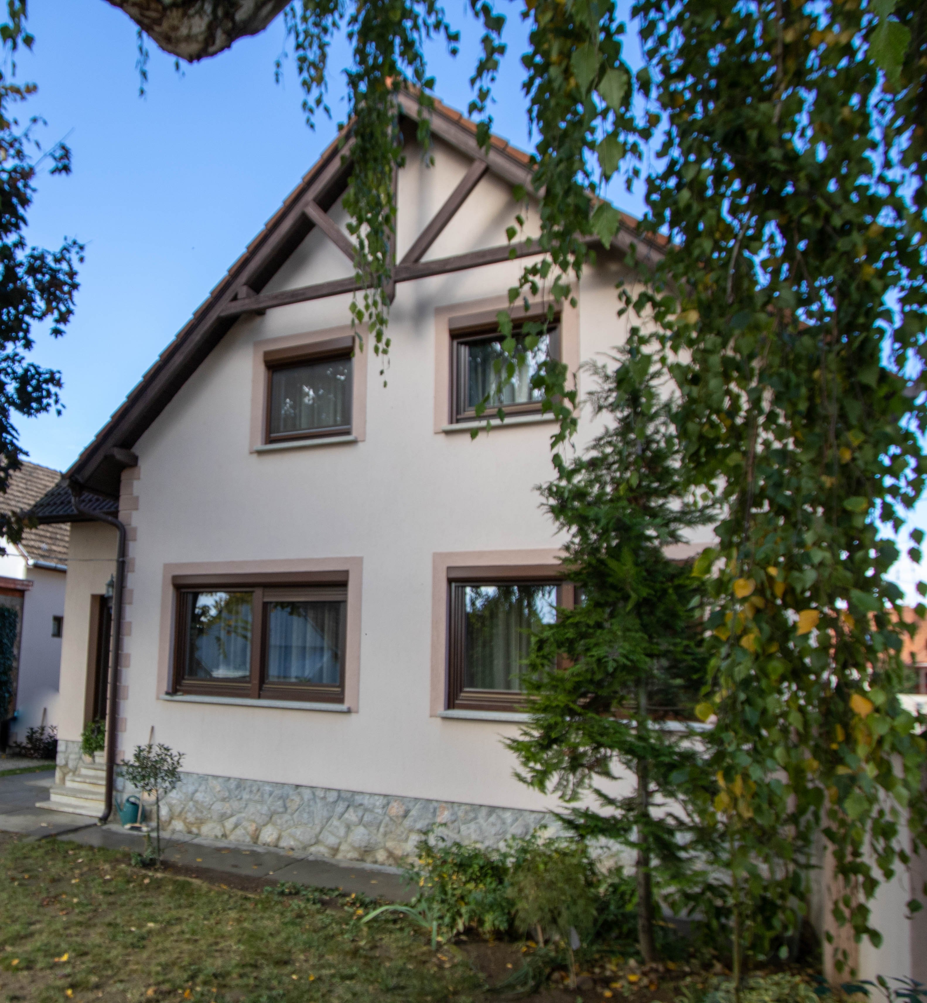 Einfamilienhaus zum Kauf 274.000 € 5 Zimmer 160 m² 630 m² Grundstück Bonyhád 7296