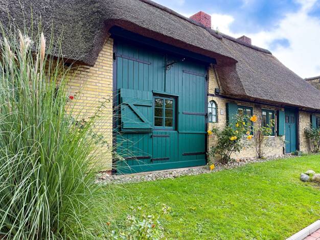 Haus zum Kauf 699.000 € 6 Zimmer 210 m² 897 m² Grundstück Weddingstedt Weddingstedt 25795