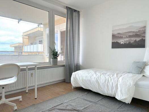 Wohnung zur Miete 530 € 1 Zimmer 15 m² 7. Geschoss frei ab sofort Wasgaustraße 45 Unterliederbach Frankfurt am Main 65929