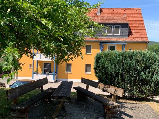 Wohnung zur Miete 390 € 3 Zimmer 64 m² frei ab sofort Saalfeld Saalfeld/Saale 07318