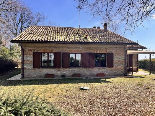 Bauernhaus zum Kauf 220.000 € 8 Zimmer 200 m² 689 m² Grundstück Mombaroccio 61024