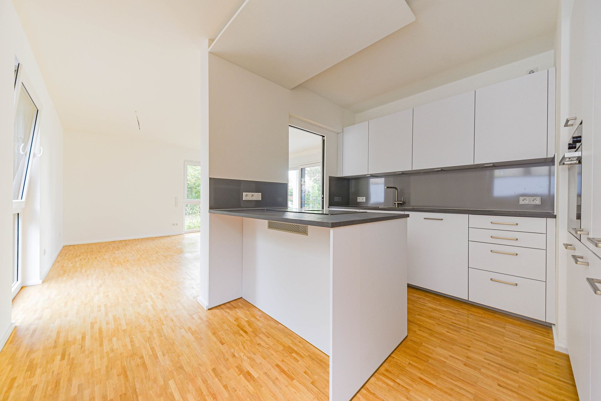 Wohnung zur Miete 1.600 € 3 Zimmer 94 m²<br/>Wohnfläche EG<br/>Geschoss ab sofort<br/>Verfügbarkeit Heisingen Essen 45259