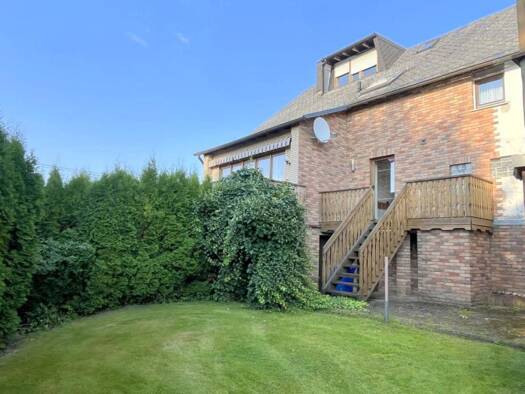 Doppelhaushälfte zum Kauf 129.000 € 5 Zimmer 130 m² 467 m² Grundstück Nisterberg 56472