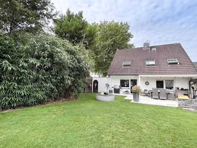 Einfamilienhaus zum Kauf 649.000 € 5 Zimmer 135 m² 1.273 m² Grundstück Dümpten Mülheim 45475