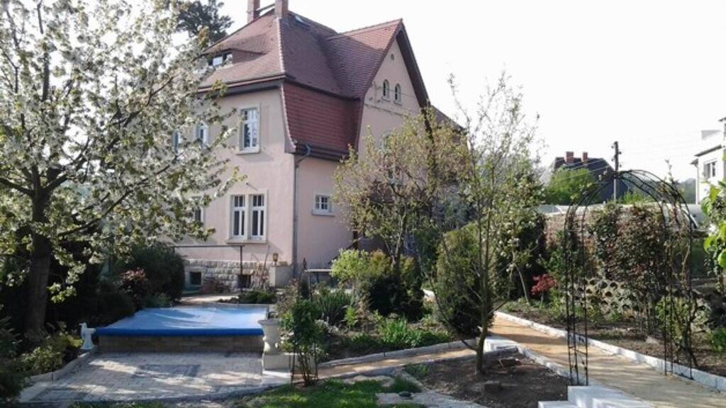 Einfamilienhaus zum Kauf 2.500.000 € 12 Zimmer 250 m² 1.200 m² Grundstück Cossebaude Dresden 01156