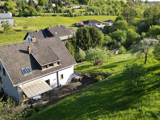 Einfamilienhaus zum Kauf 388.800 € 7 Zimmer 184 m² 3.333 m² Grundstück Mondorf Merzig 66663