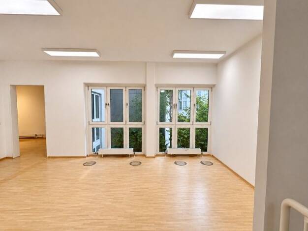 Bürofläche zur Miete provisionsfrei 17 € 198 m² Bürofläche teilbar ab 198 m² Au-Haidhausen München 81667