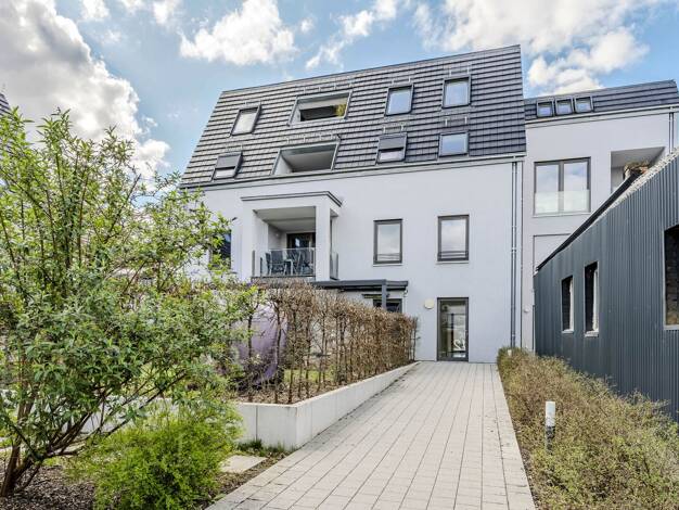 Wohnung zum Kauf 299.000 € 2 Zimmer 43,6 m² 2. Geschoss Zuffenhausen Stuttgart / Zuffenhausen 70435