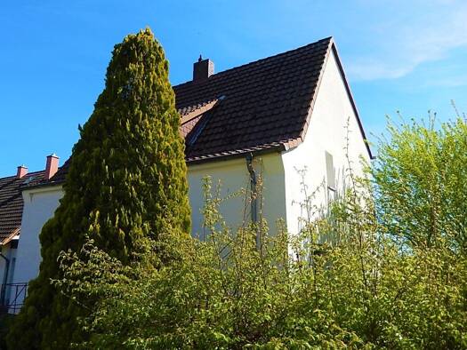 Haus zum Kauf 155.000 € 6 Zimmer 130 m² 863 m² Grundstück frei ab sofort Duderstadt 37115