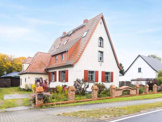 Einfamilienhaus zum Kauf 499.900 € 9 Zimmer 292,2 m² 1.215 m² Grundstück Gielsdorf Altlandsberg 15345