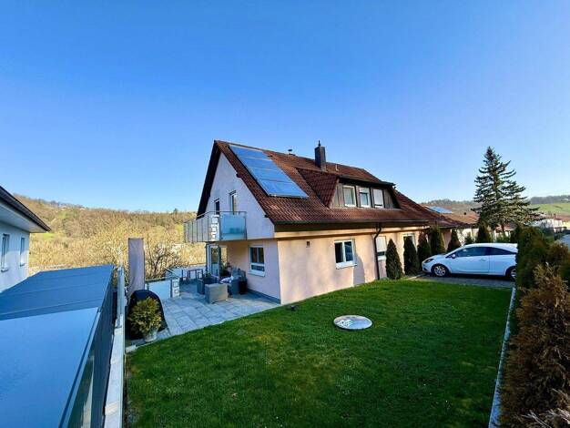 Einfamilienhaus zum Kauf provisionsfrei 599.000 € 9 Zimmer 165 m² 1.300 m² Grundstück Ernsbach 74670