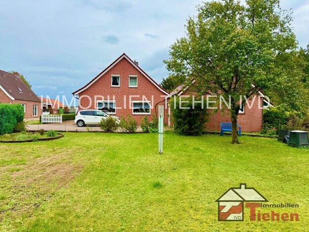 Doppelhaushälfte zum Kauf provisionsfrei 199.000 € 5 Zimmer 138,1 m² 814 m² Grundstück Holthusen Weener 26826