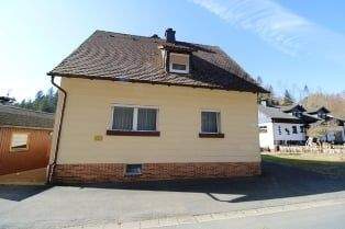 Immobilie in Wilhelmsthal - Geräumiges 1-Familien-Wohnhaus mit zusätzlichem Wirtsgebäude - Bild 1