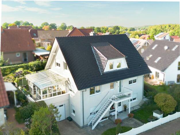 Einfamilienhaus zum Kauf 895.000 € 7 Zimmer 220 m² 411 m² Grundstück Bad Oldesloe 23843