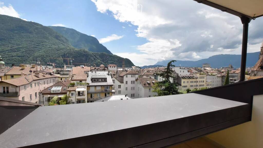 Wohnung zum Kauf 1.380.000 € 4 Zimmer 162 m² 5. Geschoss Bozen 39100