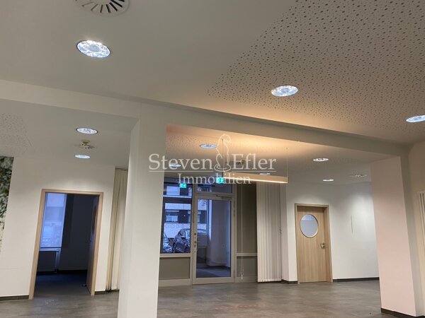 Laden zur Miete 192 m²<br/>Verkaufsfläche Maxfeld Nürnberg 90409