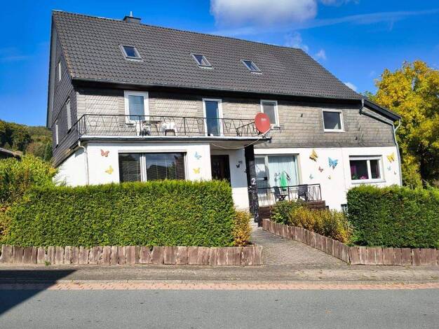 Mehrfamilienhaus zum Kauf 220.000 € 13 Zimmer 282 m² 380 m² Grundstück Düdinghausen Medebach 59964