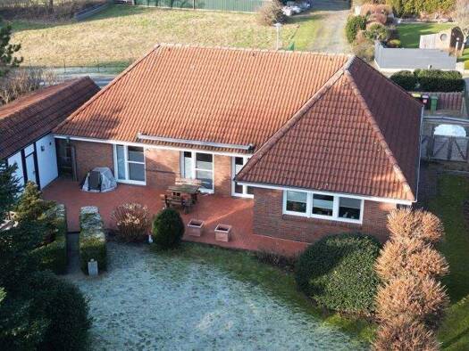 Einfamilienhaus zum Kauf 389.000 € 4 Zimmer 125 m² 998 m² Grundstück Rehm-Flehde-Bargen 25776