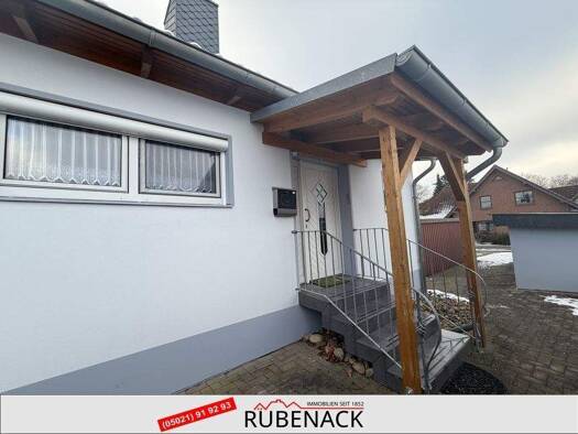 Reihenendhaus zur Miete 950 € 4 Zimmer 140 m² 314 m² Grundstück Nienburg Nienburg (Weser) 31582