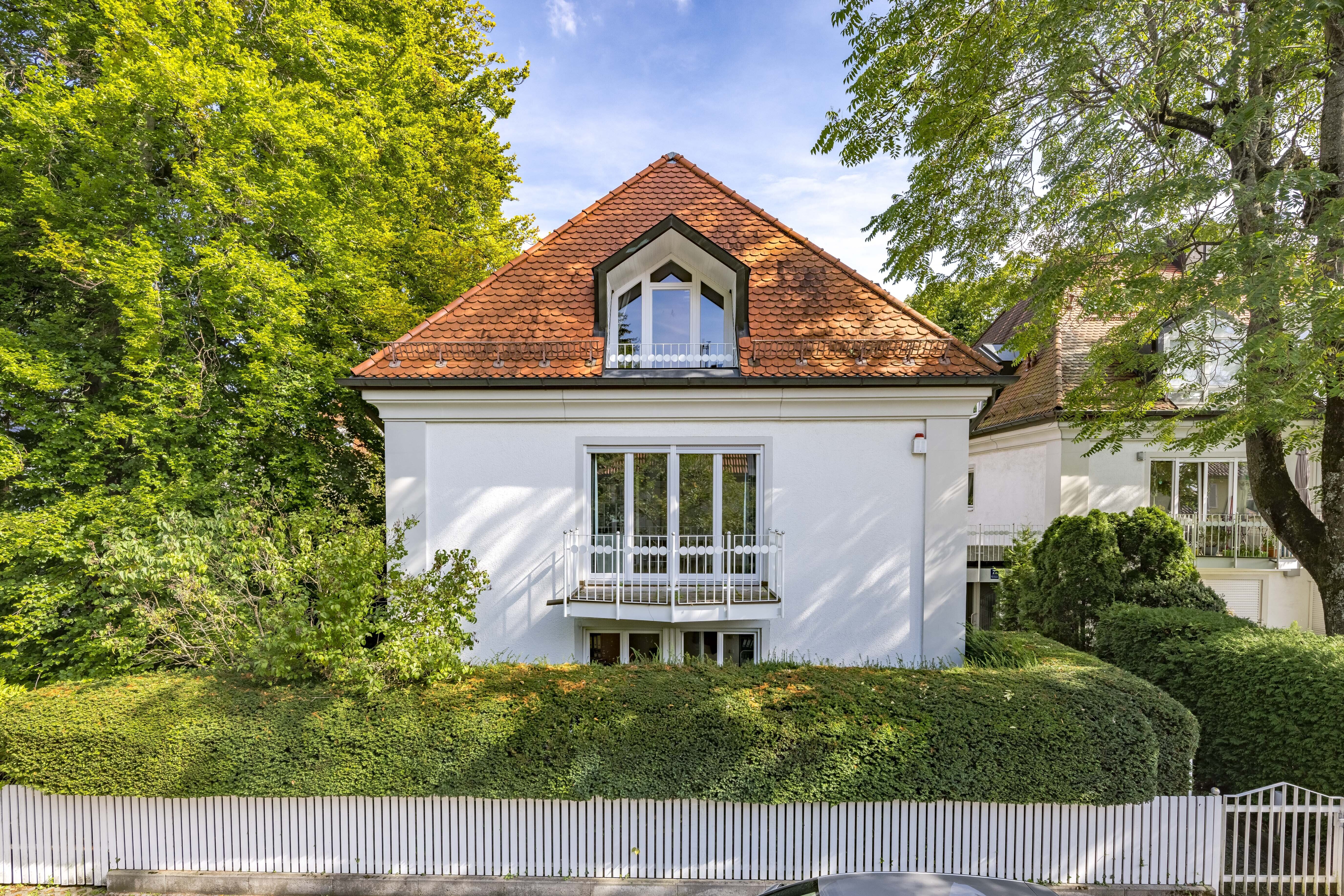 Einfamilienhaus zum Kauf 3.100.000 € 9 Zimmer 265 m²<br/>Wohnfläche 396 m²<br/>Grundstück Nymphenburg München 80639