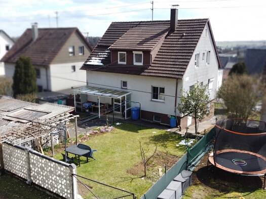 Einfamilienhaus zum Kauf 257.000 € 6 Zimmer 125 m² 590 m² Grundstück Winterlingen 72474
