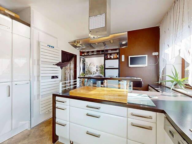 Wohnung zum Kauf 179.900 € 4 Zimmer 93,7 m² 1. Geschoss Röhe Eschweiler 52249