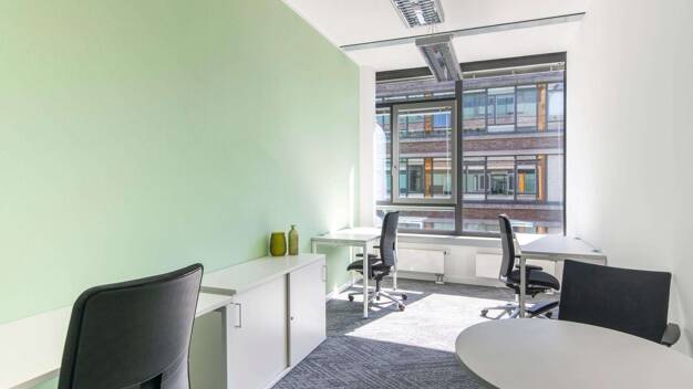 Bürofläche zur Miete provisionsfrei 13 m² Bürofläche teilbar ab 7 m² Hanauer Landstraße 291b Ostend Frankfurt am Main 60314
