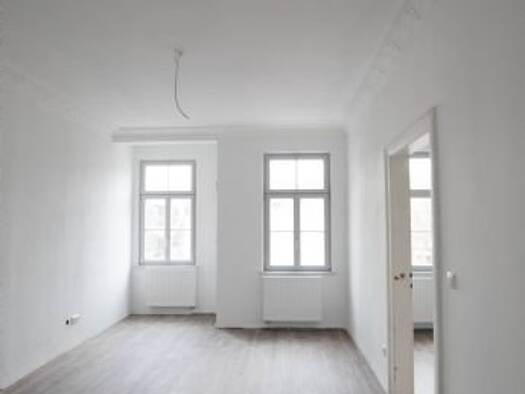 Wohnung zur Miete 900 € 2 Zimmer 63 m² 3. Geschoss frei ab sofort Innenstadt Fürth 90762
