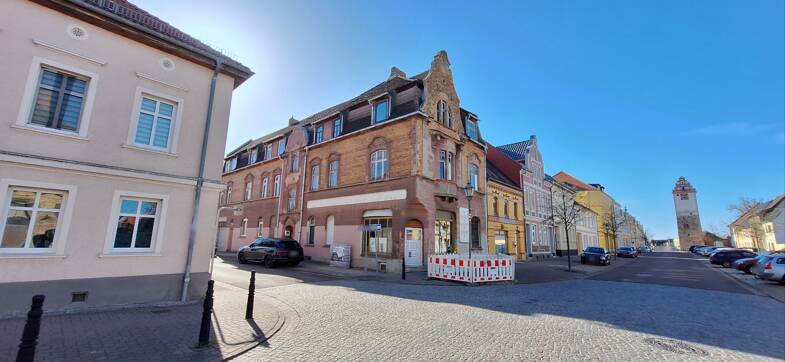 Mehrfamilienhaus zum Kauf 95.000 € 15 Zimmer 260 m² 283 m² Grundstück Aken Aken 06385