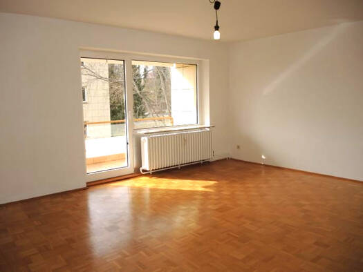 Wohnung zur Miete 585 € 4 Zimmer 96,9 m² 2. Geschoss frei ab sofort Ernst-Putz-Straße 64 Bad Brückenau Bad Brückenau 97769