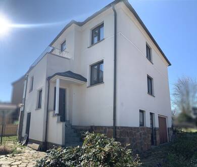 Doppelhaushälfte zum Kauf 169.000 € 5 Zimmer 110 m² 420 m² Grundstück Döbeln Döbeln 04720