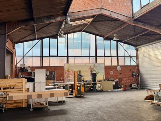 Lagerhalle zur Miete 5,50 € 685 m² Lagerfläche Fellbach Fellbach 70736