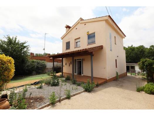 Villa zum Kauf 299.000 € 4 Zimmer 219 m² 457 m² Grundstück Vidreres 17411