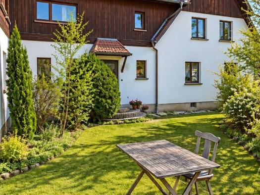 Doppelhaushälfte zum Kauf 174.500 € 6 Zimmer 168 m² 1.000 m² Grundstück Schwepnitz Schwepnitz 01936