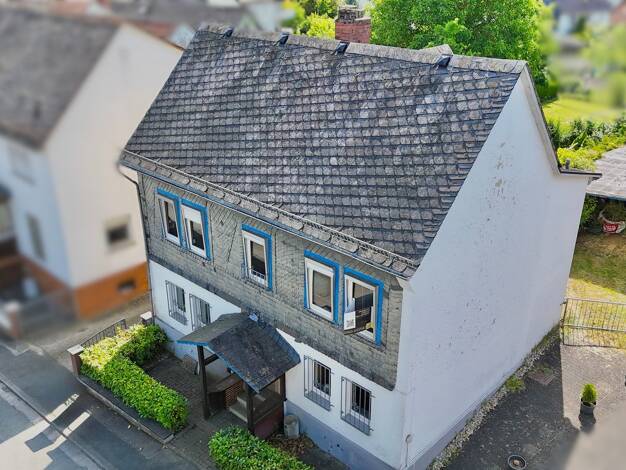 Einfamilienhaus zum Kauf 105.000 € 7 Zimmer 121 m² 326 m² Grundstück Fleisbach Sinn 35764