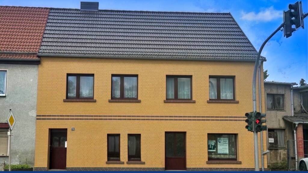 Einfamilienhaus zum Kauf 99.000 € 5 Zimmer 100 m² 293 m² Grundstück frei ab sofort Siersleben Gerbstedt 06347