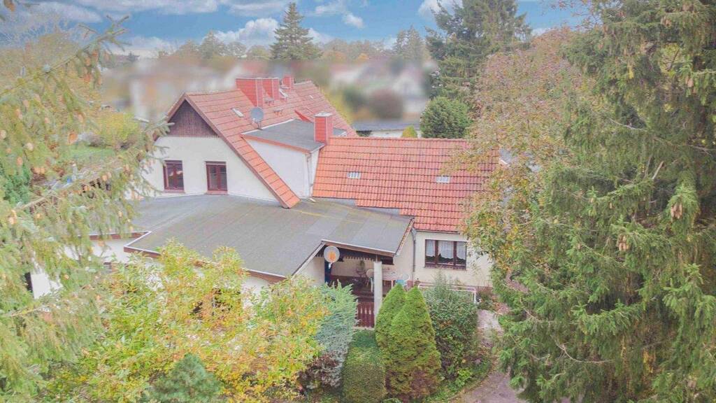 Sonstiges zum Kauf als Kapitalanlage geeignet 195.000 € 7 Zimmer 183 m² 1.599,2 m² Grundstück Schulstraße 19 Züssow 17495